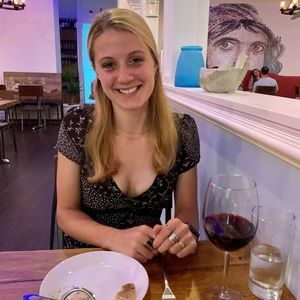 Meet your Posher, Rebeccah